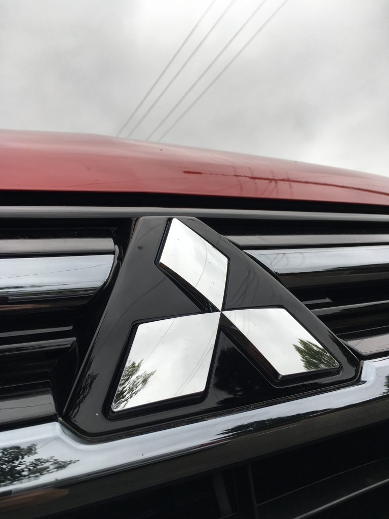 MITSUBISHI OUTLANDER PHEV Hybrid